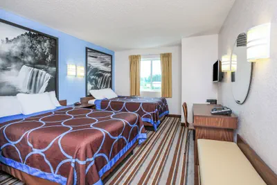 Photo 2 - Super 8 by Wyndham Sault Ste. Marie MI