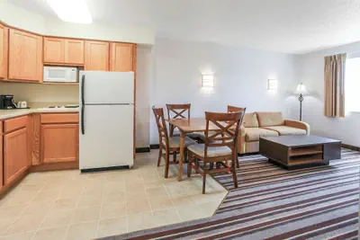 Photo 5 - Super 8 by Wyndham Sault Ste. Marie MI