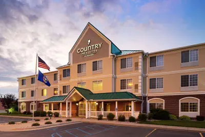 Photo 2 - Country Inn & Suites by Radisson, Big Rapids, MI