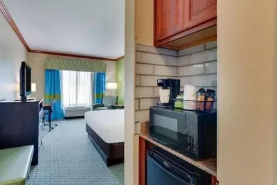 Photo 5 - Comfort Inn & Suites Waco Woodway
