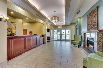 Photo 2 - Comfort Inn & Suites Waco Woodway