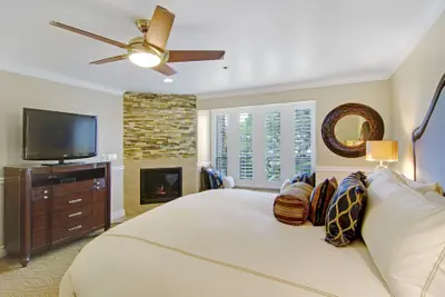 Photo 5 - Carriage House Inn
