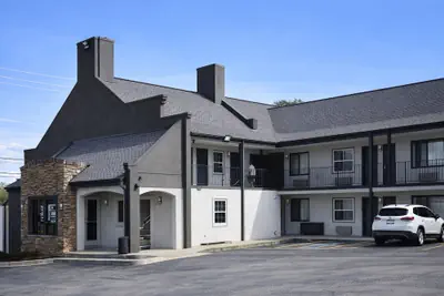 Photo 2 - Quarters Inn and Suites