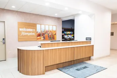 Photo 5 - Hampton Inn & Suites Addison