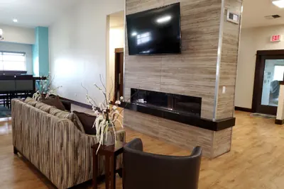 Photo 3 - Super 8 by Wyndham Belgrade/Bozeman Airport