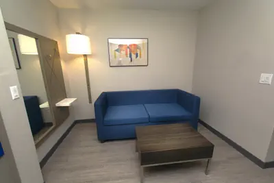 Photo 5 - Holiday Inn Express & Suites Cocoa by IHG