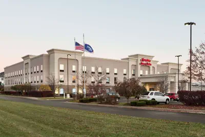 Photo 2 - Hampton Inn & Suites Detroit/Sterling Heights
