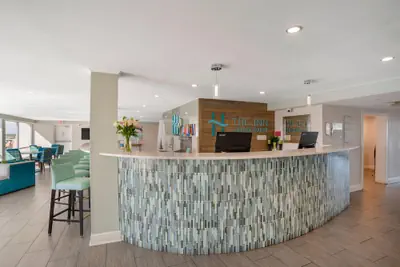 Photo 3 - Inn on Destin Harbor, an Ascend Collection Hotel