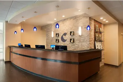 Photo 2 - Comfort Inn & Suites Presidential - Downtown Little Rock