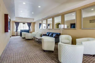 Photo 5 - Comfort Suites Deer Park Pasadena