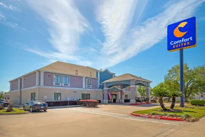 Photo 2 - Comfort Suites Deer Park Pasadena