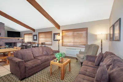 Photo 3 - AmericInn by Wyndham Willmar