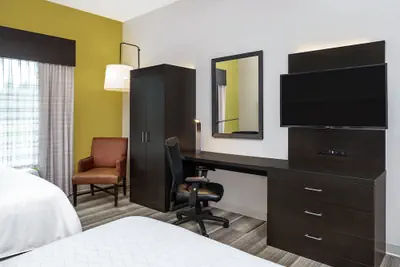 Photo 4 - Holiday Inn Express Hotel & Suites Florence I-95 at Hwy 327 by IHG