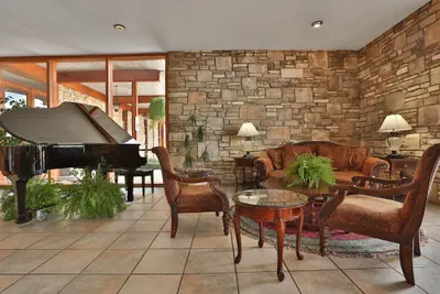 Photo 5 - The Inn Of The Hills