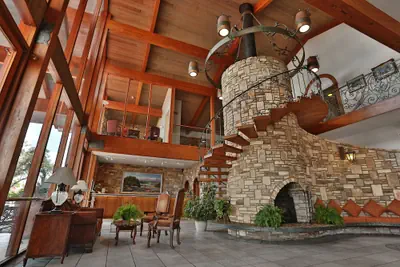 Photo 2 - The Inn Of The Hills