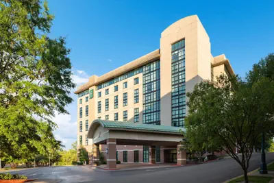 Photo 2 - Embassy Suites by Hilton at Hot Springs Convention Center