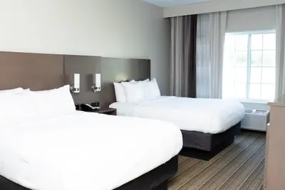 Photo 2 - Country Inn & Suites by Radisson, Prairie du Chien