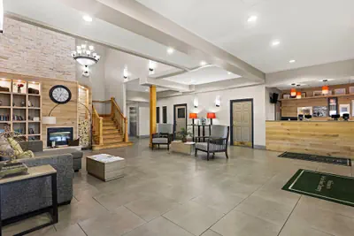 Photo 3 - Country Inn & Suites by Radisson, Hinesville, GA
