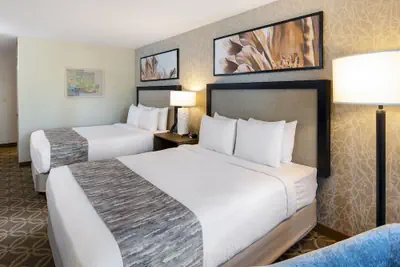 Photo 3 - Cannery Hotel & Casino