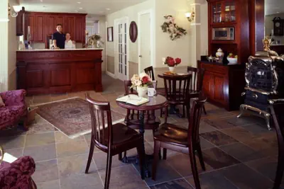 Photo 3 - The Victorian Inn