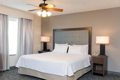 Photo 4 - Homewood Suites by Hilton Indianapolis-Airport/Plainfield