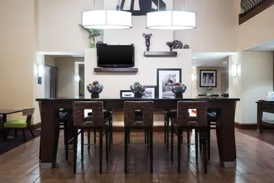 Photo 4 - Hampton Inn by Hilton Odessa