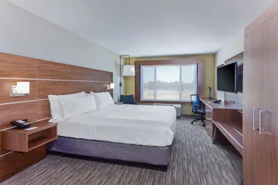 Photo 4 - Holiday Inn Express & Suites Elk Grove West I-5 by IHG