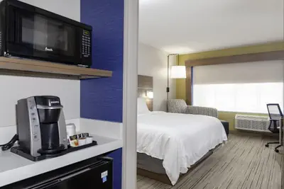Photo 5 - Holiday Inn Express & Suites Elk Grove West I-5 by IHG