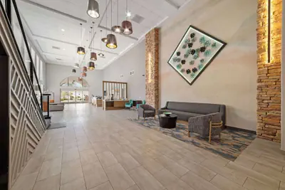 Photo 3 - Hampton Inn & Suites by Hilton Mesquite