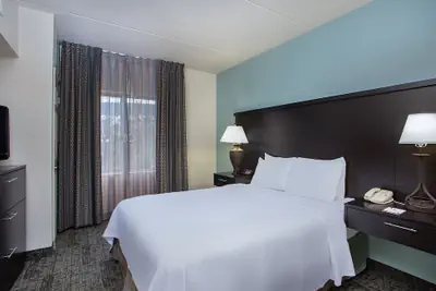 Photo 4 - Staybridge Suites Chattanooga Downtown - Convention Center by IHG