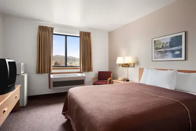 Photo 5 - Travelodge by Wyndham Elko NV