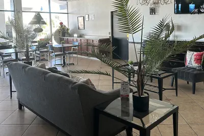 Photo 3 - Econo Lodge Ormond Beach North - Daytona