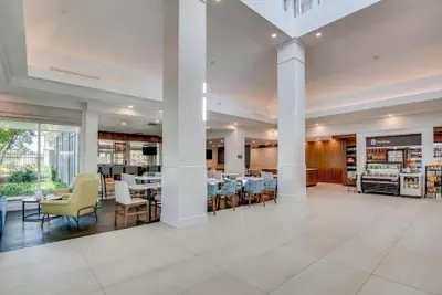 Photo 2 - Hilton Garden Inn Louisville Airport