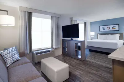 Photo 4 - Hyatt House Colorado Springs Airport
