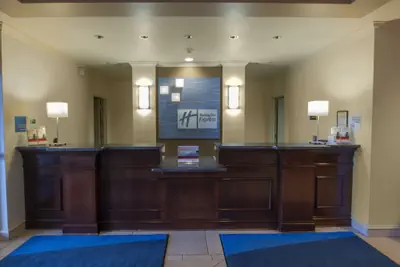 Photo 4 - Holiday Inn Express Hotel & Suites Buffalo-Airport by IHG