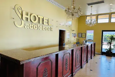 Photo 2 - Hotel Saddleback Los Angeles - Norwalk