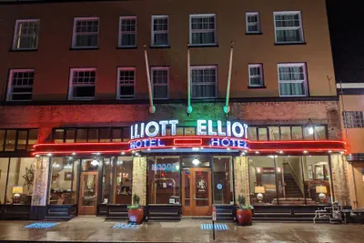 Photo 2 - Hotel Elliott