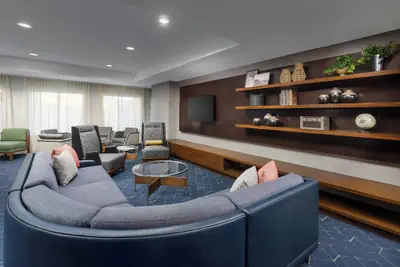 Photo 3 - Courtyard by Marriott Salinas Monterey