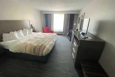 Photo 5 - Country Inn & Suites by Radisson, Council Bluffs, IA