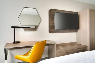 Photo 4 - Holiday Inn Express Hotel & Suites - Cheyenne by IHG