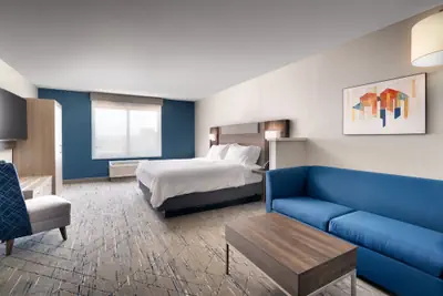 Photo 3 - Holiday Inn Express Hotel & Suites - Cheyenne by IHG