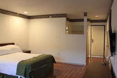 Photo 3 - Menifee Inn