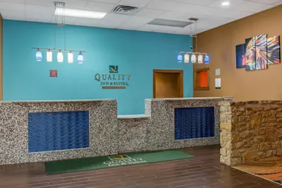 Photo 3 - Quality Inn & Suites Bedford West