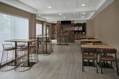 Photo 2 - SpringHill Suites by Marriott Lansing