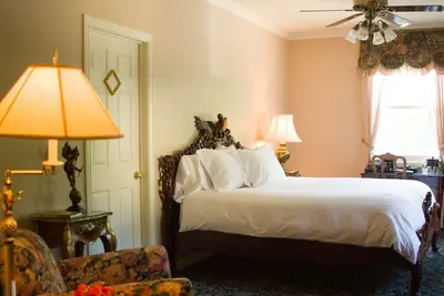 Photo 4 - The Sanford House Inn & Spa