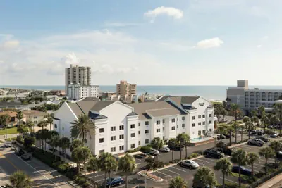 Photo 2 - Fairfield Inn & Suites by Marriott Jacksonville Beach
