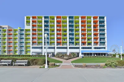 Photo 2 - Sandcastle Resort On The Beach