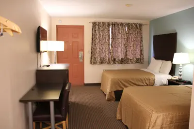 Photo 4 - Sterling Inn Niagara Falls near IAG Airport