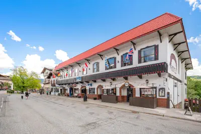Photo 2 - Hotel Leavenworth