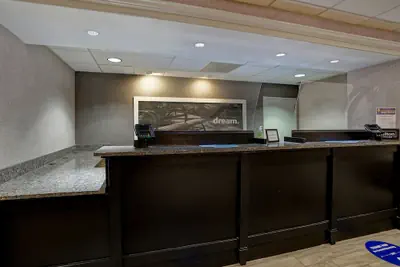 Photo 5 - Hampton Inn Cortland